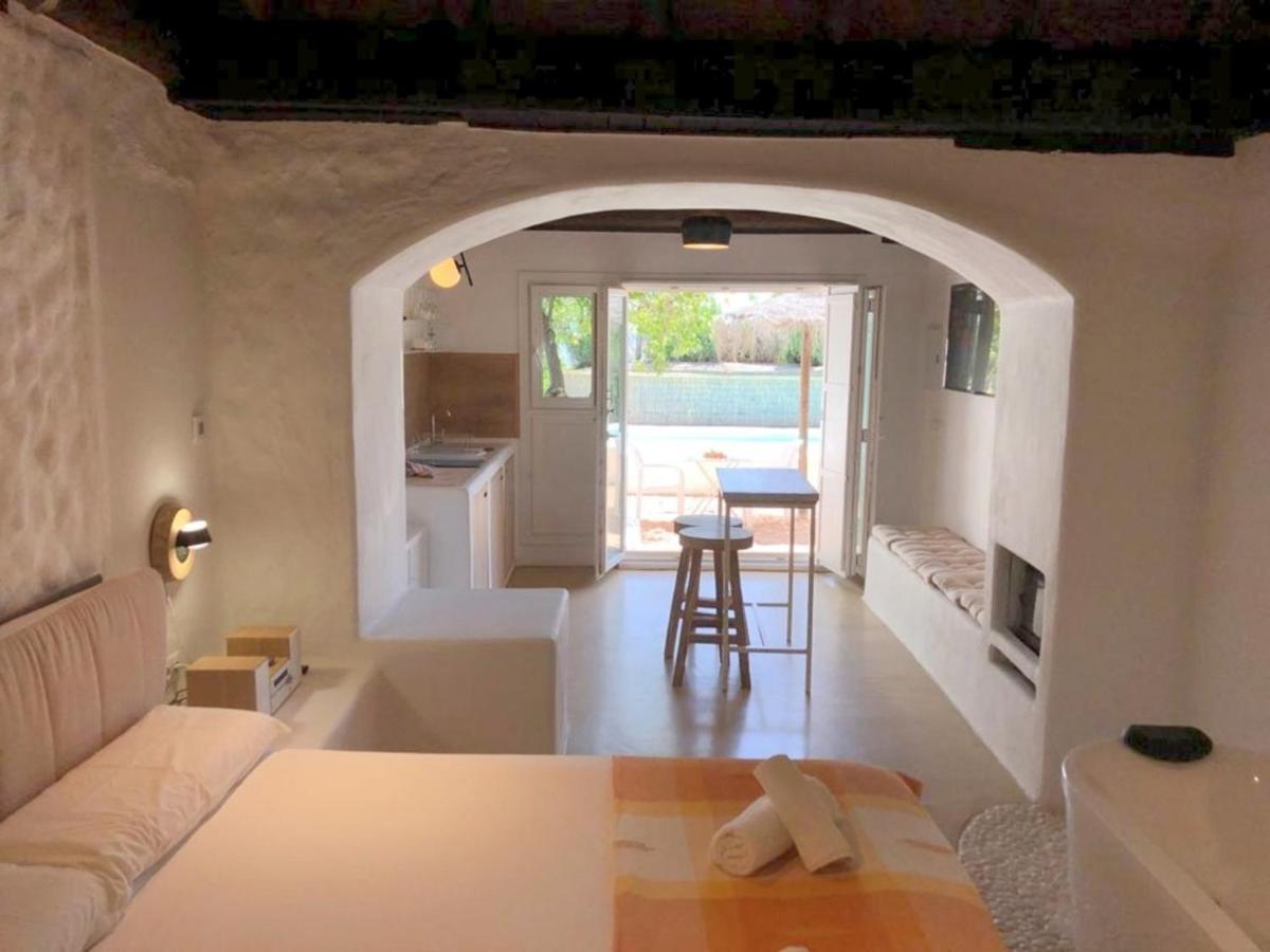 Casa Cueva El Naranjo Rocabella